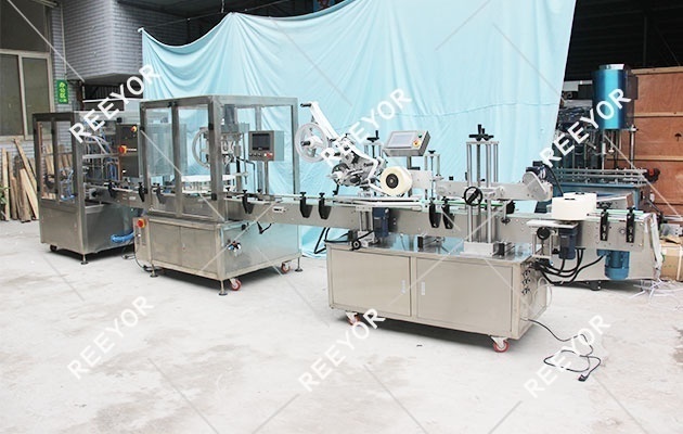 Automatic Bottle Filling and Capping Machine Factory